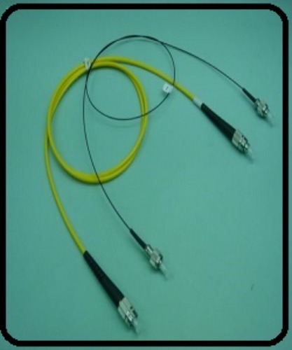 e2-2-07 fa: 싱글 모드 편광유지 패치코드 (PM PATCHCORD) LC-PC to LC-PC  3.0자켓 -1M